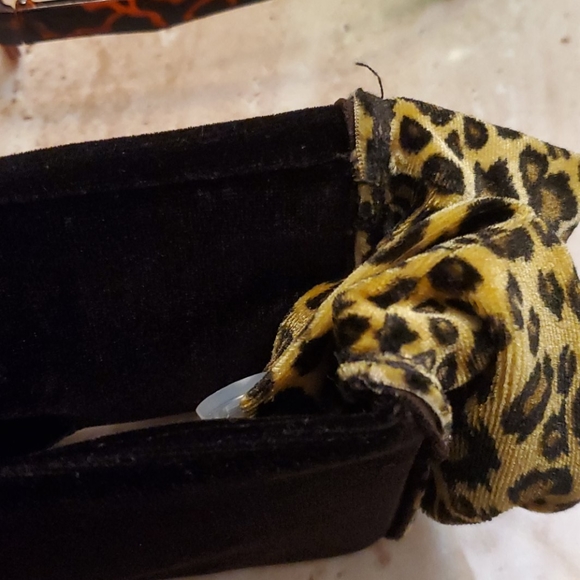 New women gorgeous brown/ leopard gloves - Picture 4 of 5